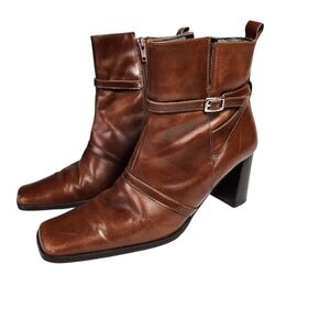 Vintage Italian Leather Brown Ankle Boots FeetFirst Size 7.5 1970s Block Heel